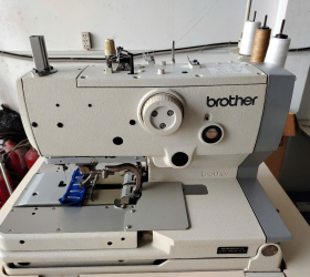 MÁY THÙA KHUY ĐẦU TRÒN BROTHER RH-9820